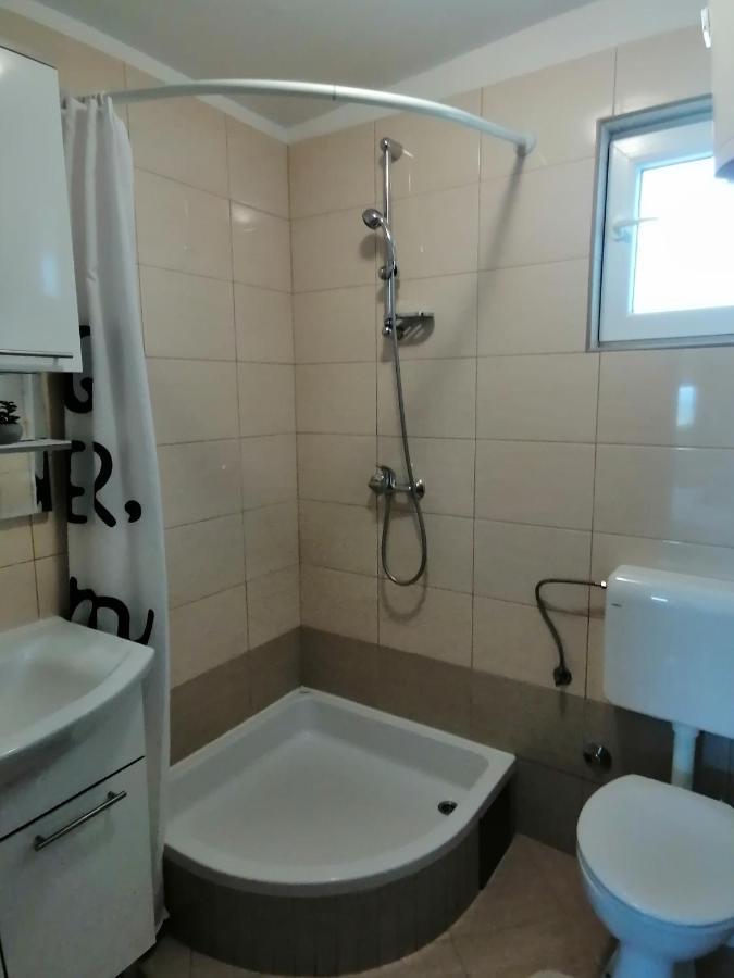 Apartmani Marijana Lozovac Luaran gambar