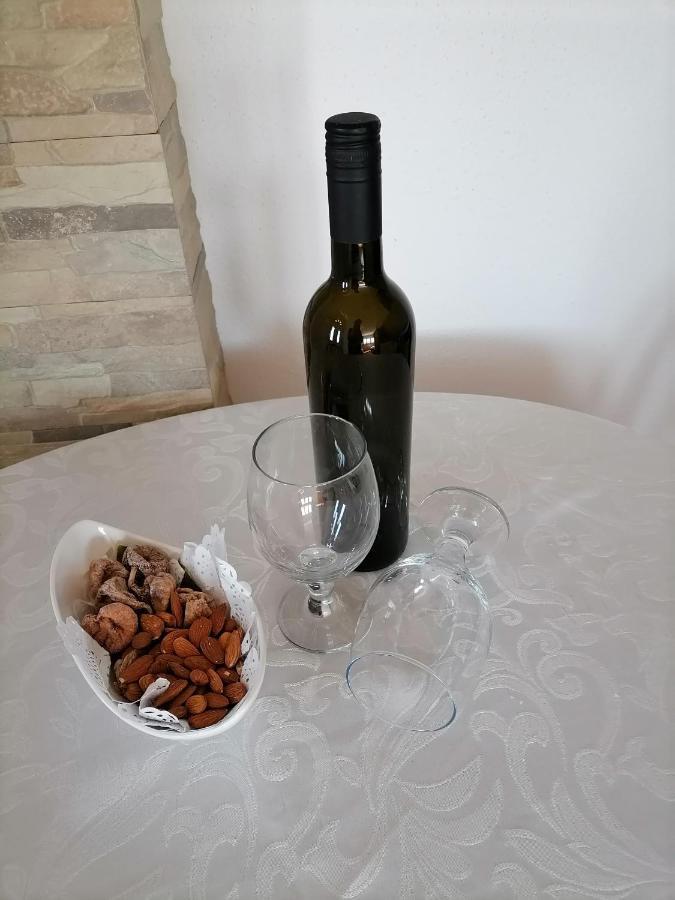 Apartmani Marijana Lozovac Luaran gambar
