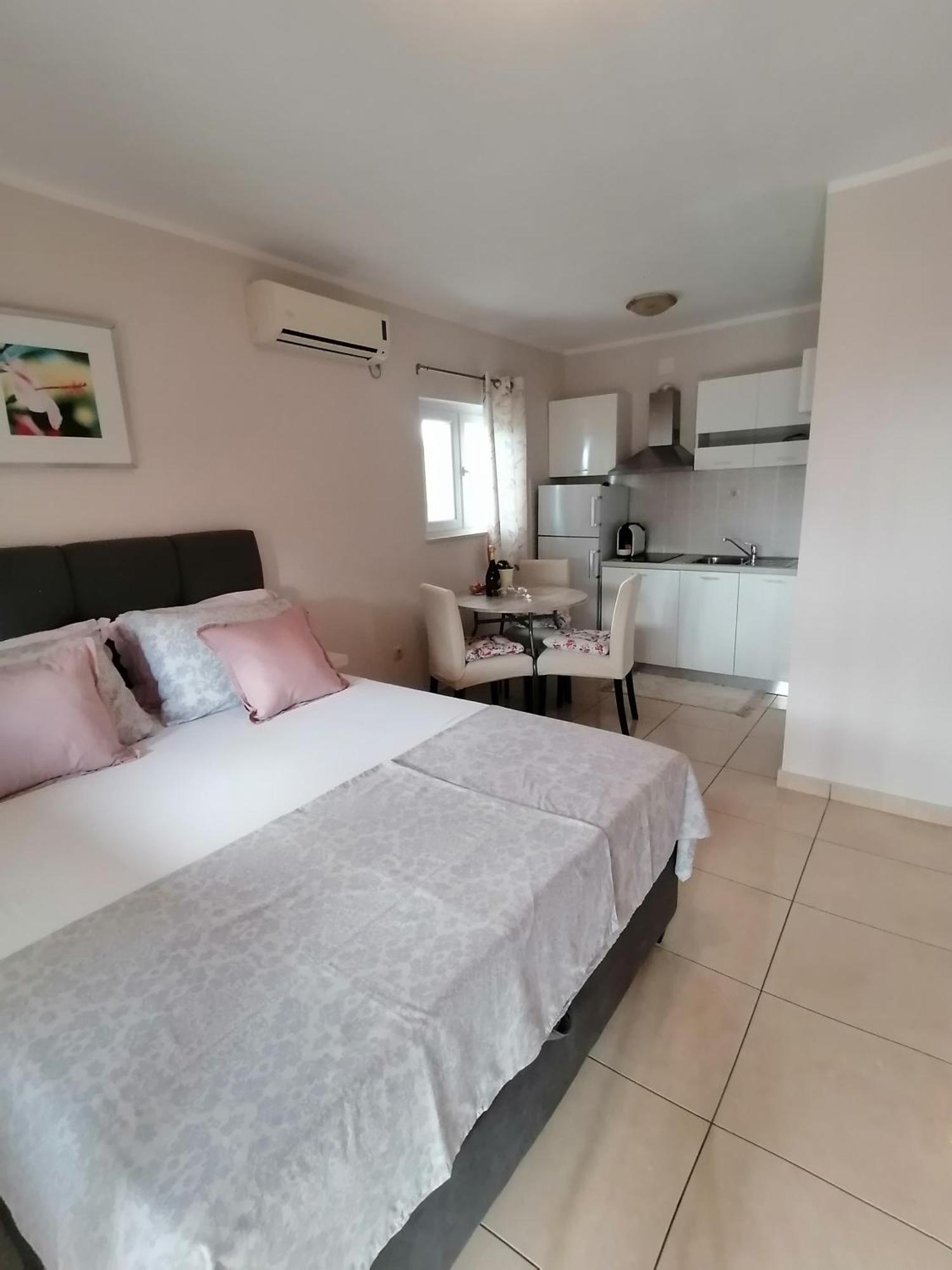 Apartmani Marijana Lozovac Luaran gambar