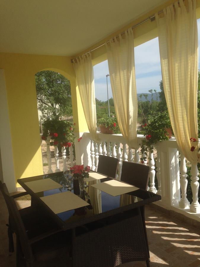 Apartmani Marijana Lozovac Luaran gambar