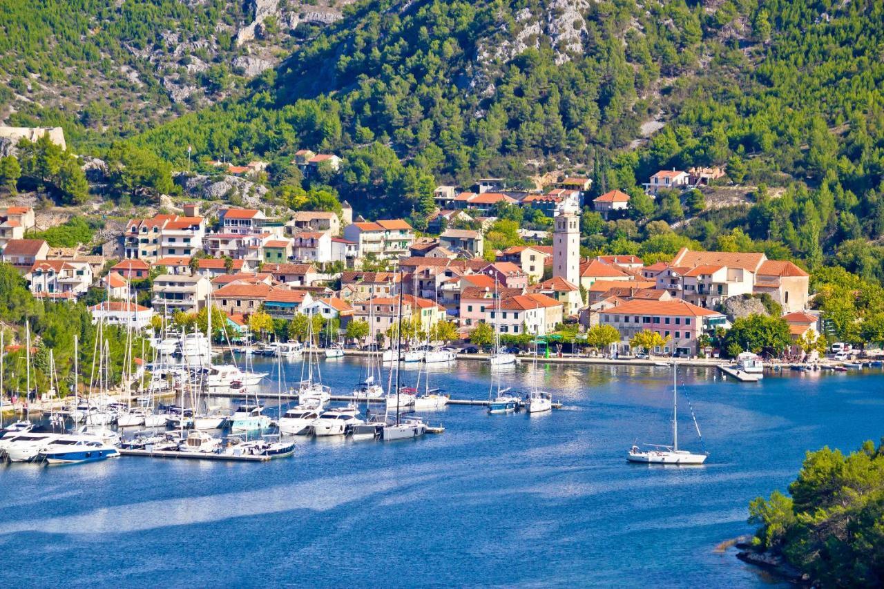 Apartmani Marijana Lozovac Luaran gambar