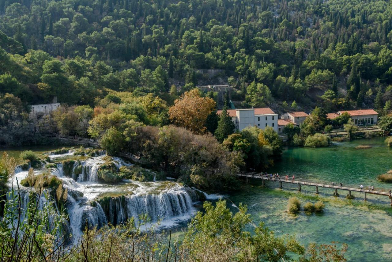 Apartmani Marijana Lozovac Luaran gambar